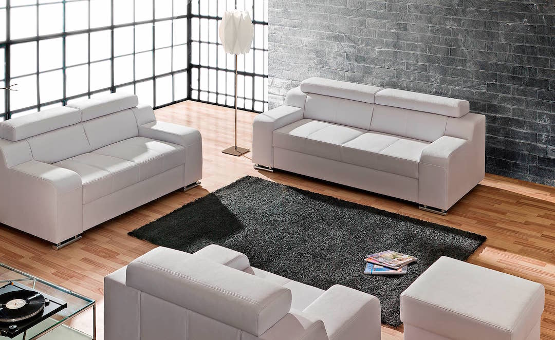 Oskar Armchair - Image 3